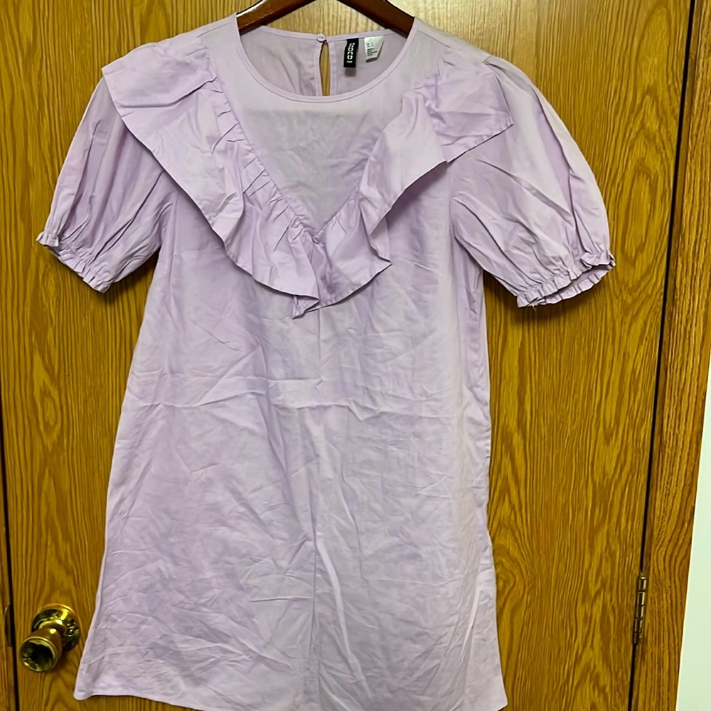 H&M/Divided Lilac Ruffle collar Puff Sleeve straight dress size Small